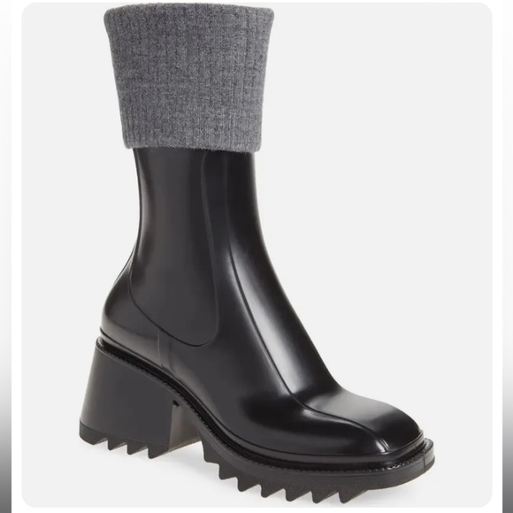 CHLOE Betty Rib Cuff Waterproof Rain Boots - Picture 1 of 9